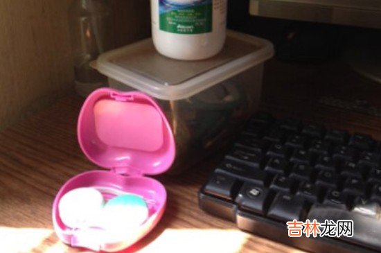 隐形眼镜护理液可以滴眼睛吗