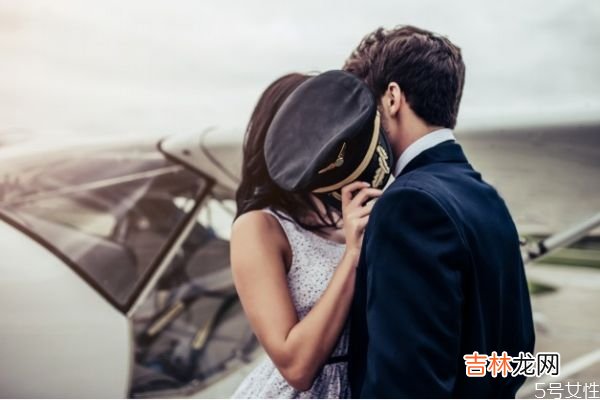 婚姻到什么程度该离婚 夫妻有以下特征不离婚也形同陌路