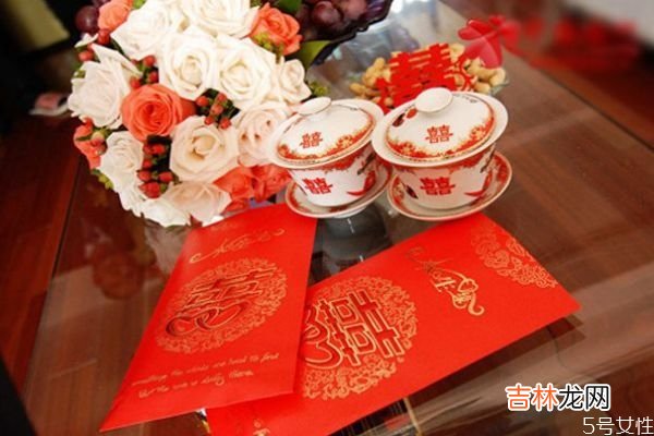彩礼包含三金吗？ 彩礼包括三金和钻戒吗？