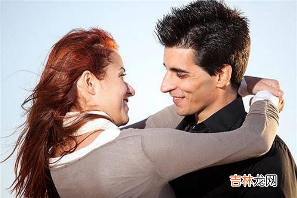 未婚妻离过婚要不要跟父母说 父母不同意怎么办？