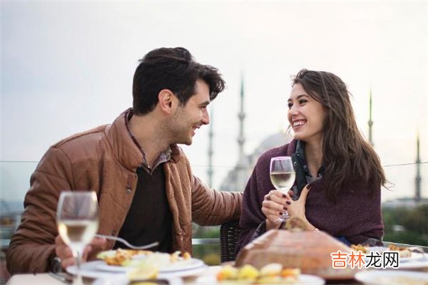 婚后辞职带小孩会被看不起吗？ 当家庭主妇老公会变心吗？