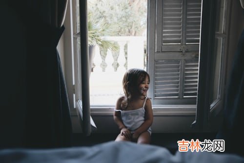 2020年惊蛰农历二月十二日出生的女宝宝如何起名?