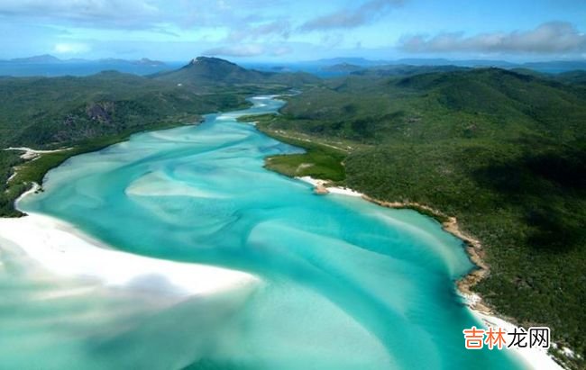 世界十大最美岛屿 让人流连忘返的旅游胜地！