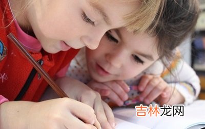 2019猪年圣诞节出生五行缺水男孩起名大全