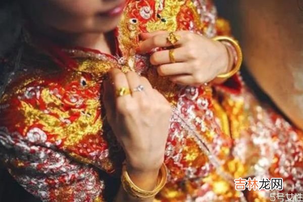 三金和婚戒是一回事吗? 结婚戒指和订婚三金的区别