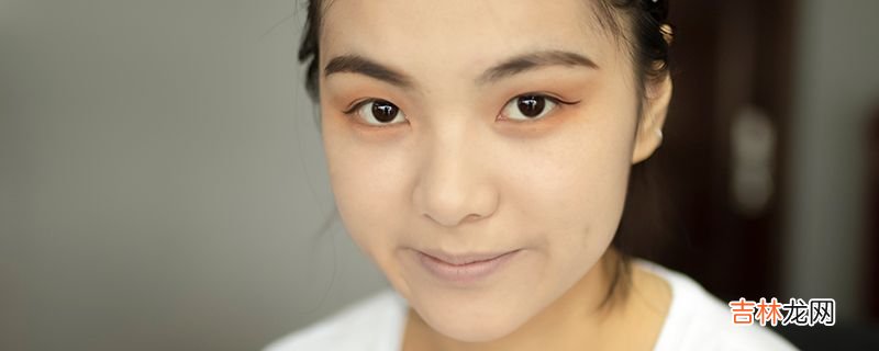 睫毛膏是怎么使用的
