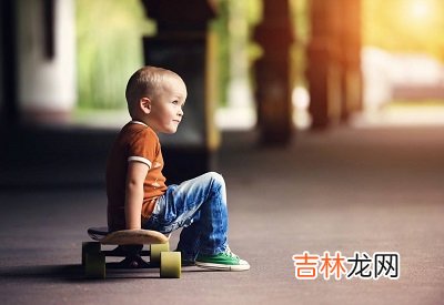 2020庚子鼠年闰四月二十一日出生男孩如何起名？