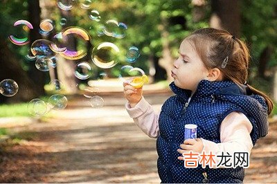 2020正月十五元宵节出生的女孩五行缺木起名大全