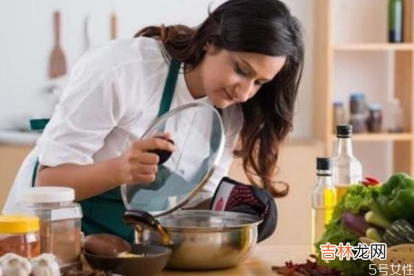 做家庭主妇简单吗？ 什么是家庭主妇