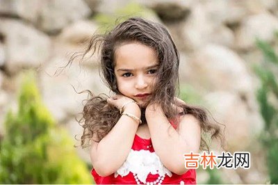 2020庚子鼠年五月二十四日出生女孩如何起名?