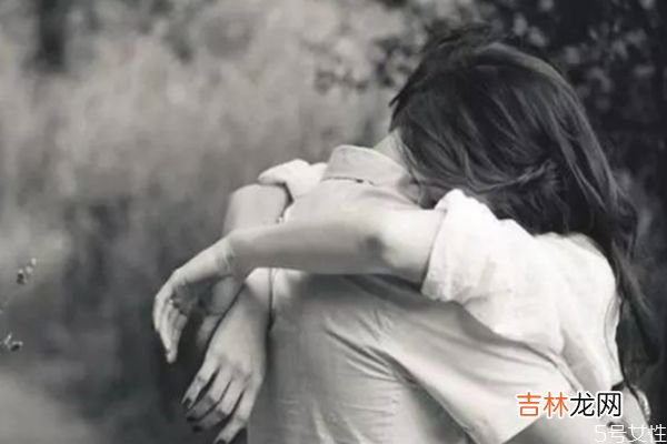 老公伤心了应该怎么办？ 伤了老公的心如何补救