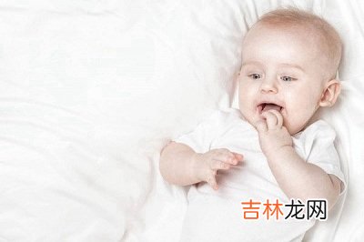 2020庚子鼠年六月十五日出生男孩如何起名？