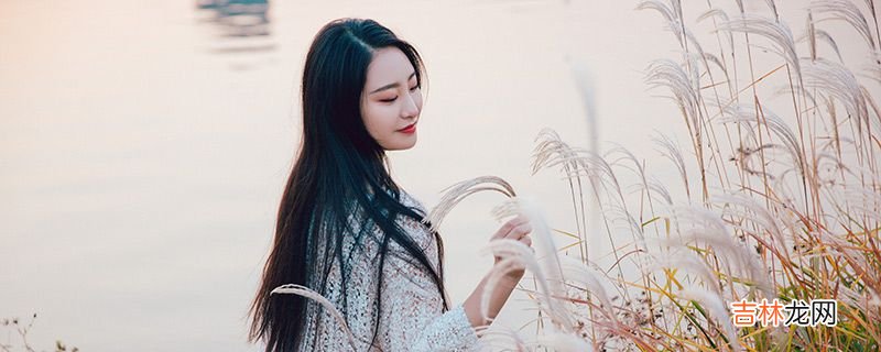 蓝色搭配什么颜色的衣服好看