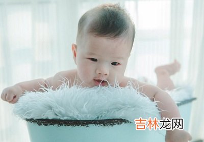 2020庚子年六月二十九日出生男孩如何起名？