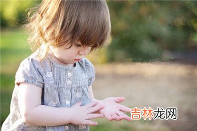 2020庚子鼠年七月十三日出生女孩怎么起名？