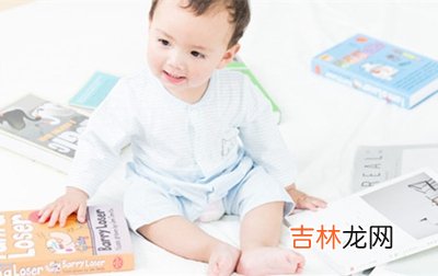 2020庚子鼠年七月二十日出生男孩如何起名？