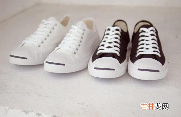 毛呢小脚裤配什么鞋子?