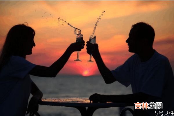 相敬如宾的婚姻好吗？ 相敬如宾的婚姻是什么？样的