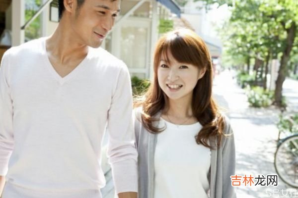 不接电话不回信息说明什么 如何对待不爱你的丈夫