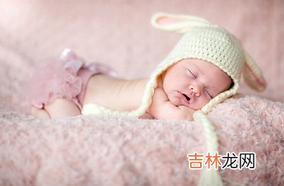 2020庚子年农历四月出生的鼠宝宝起什么名字？