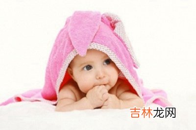 2020鼠年五一出生的女宝宝取名漂亮有涵养的名字