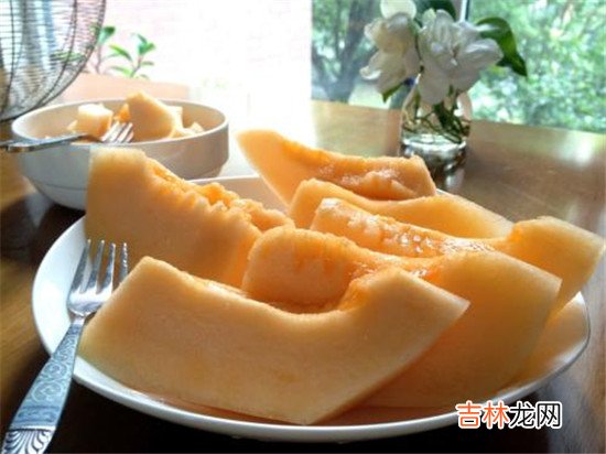 哈密瓜热量和糖分高吗-哈密瓜吃了会胖吗？