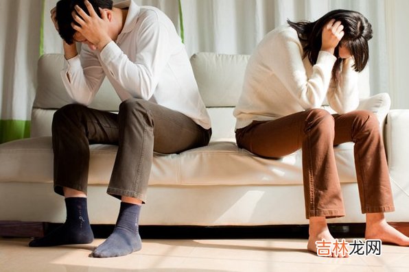 属鸡和属狗的适合做夫妻吗 看看生肖婚配表怎么