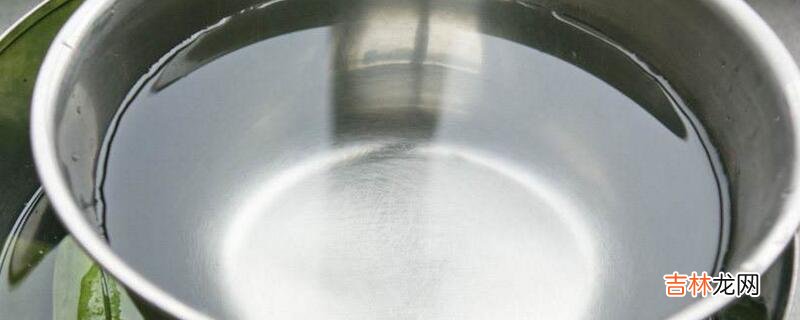 开空调放一盆水危害