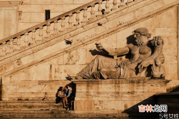 如果老公提离婚是真想立马离吗? 男的想彻底离婚的表现