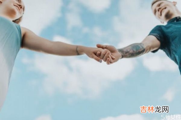 老公爱上别人还能挽回吗？ 老公爱上别人的表现