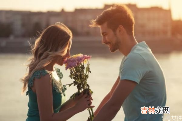 两口子感情不好怎么办？ 夫妻感情不好该怎么办？