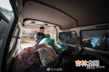 旧衣服回收有钱赚吗 回收旧衣服1吨赚多少