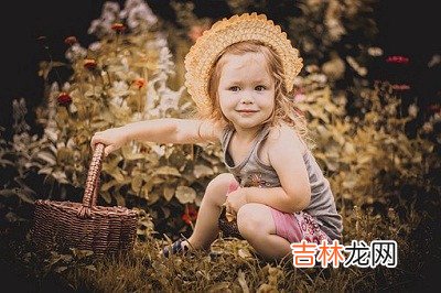 2020子鼠年六一儿童节出生的女孩五行缺水免费取名