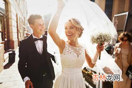 重庆市区哪里算命准的_从八字看这类人需要晚婚才可以