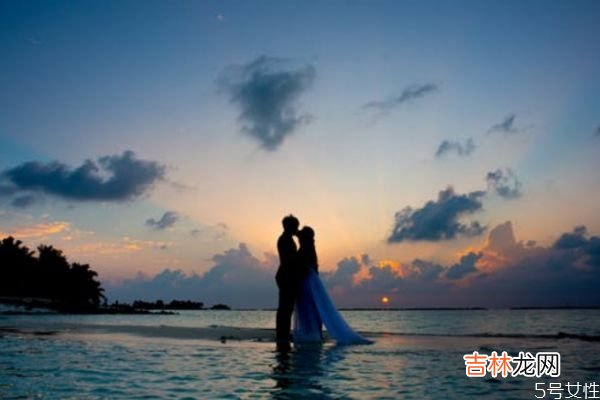 老婆要离婚我不想离怎么办？ 老婆要离婚拖有用吗？