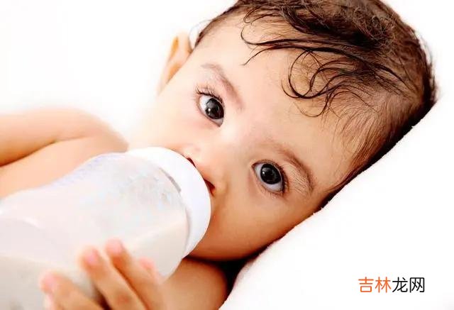 婴儿奶粉喂养方法视频 婴儿奶粉喂养方法与注意事项