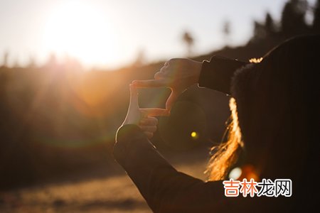 郑州算命奶茶_命理分析一月份谁最易被劈腿