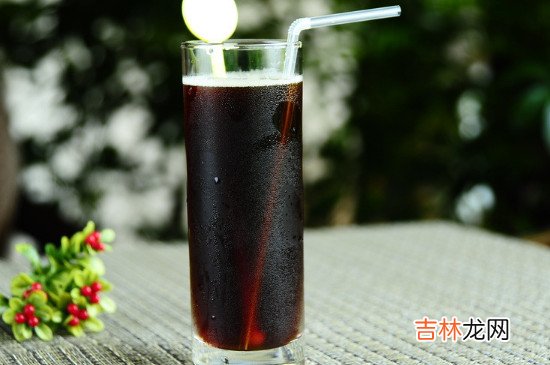 可乐和西瓜为什么不能一起吃吗