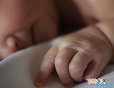 世界上10位最小的妈妈最小年仅5岁