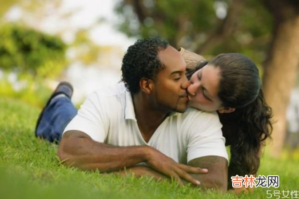 刚离婚都是怎么度过的 离婚痛苦期五个阶段