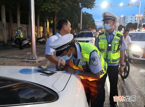 违法停车告知单首次怎么处理 违法停车告知单多久12123上有显示