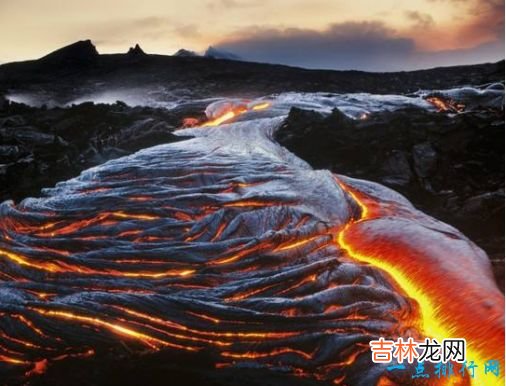 世界上最具破坏力的超级火山 黄石公园超级火山爆发可能埋没整个美国