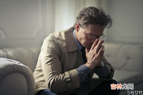 小三最怕原配怎么对付她 高情商的给小三发信息