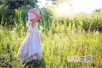 2020鼠年平安夜十一月初九日出生的女孩怎么起名？