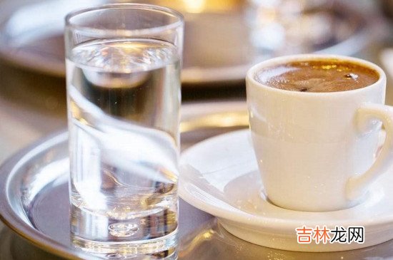 隔夜凉白开水可以喝吗