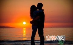 为什么女生喜欢咬男生？女生喜欢咬人是什么？心理？