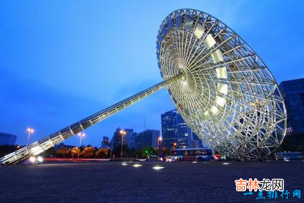 上海好玩的地方排行榜 没去过这十大景点相当于没去过上海