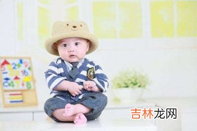 2020庚子鼠年农历腊月十七出生的男孩怎么起名？