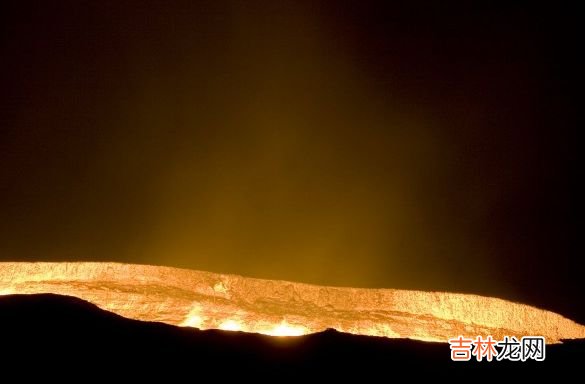 世界十大奇洞 “地狱之门”上榜