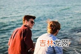 巨蟹男喜欢的四种女人